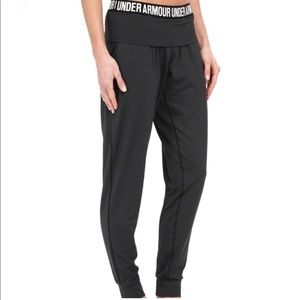 Under Armor fold over pants